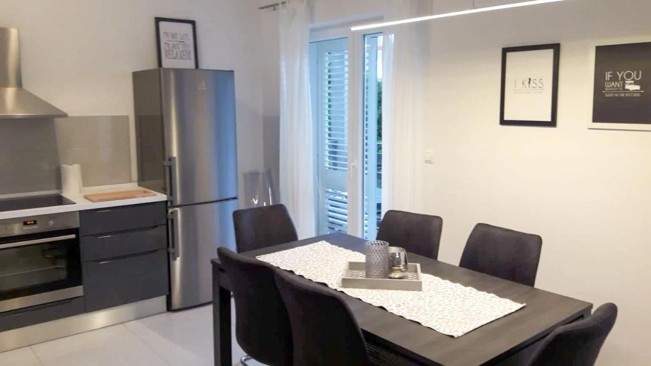 Apartman Ivana Podgora Εξωτερικό φωτογραφία